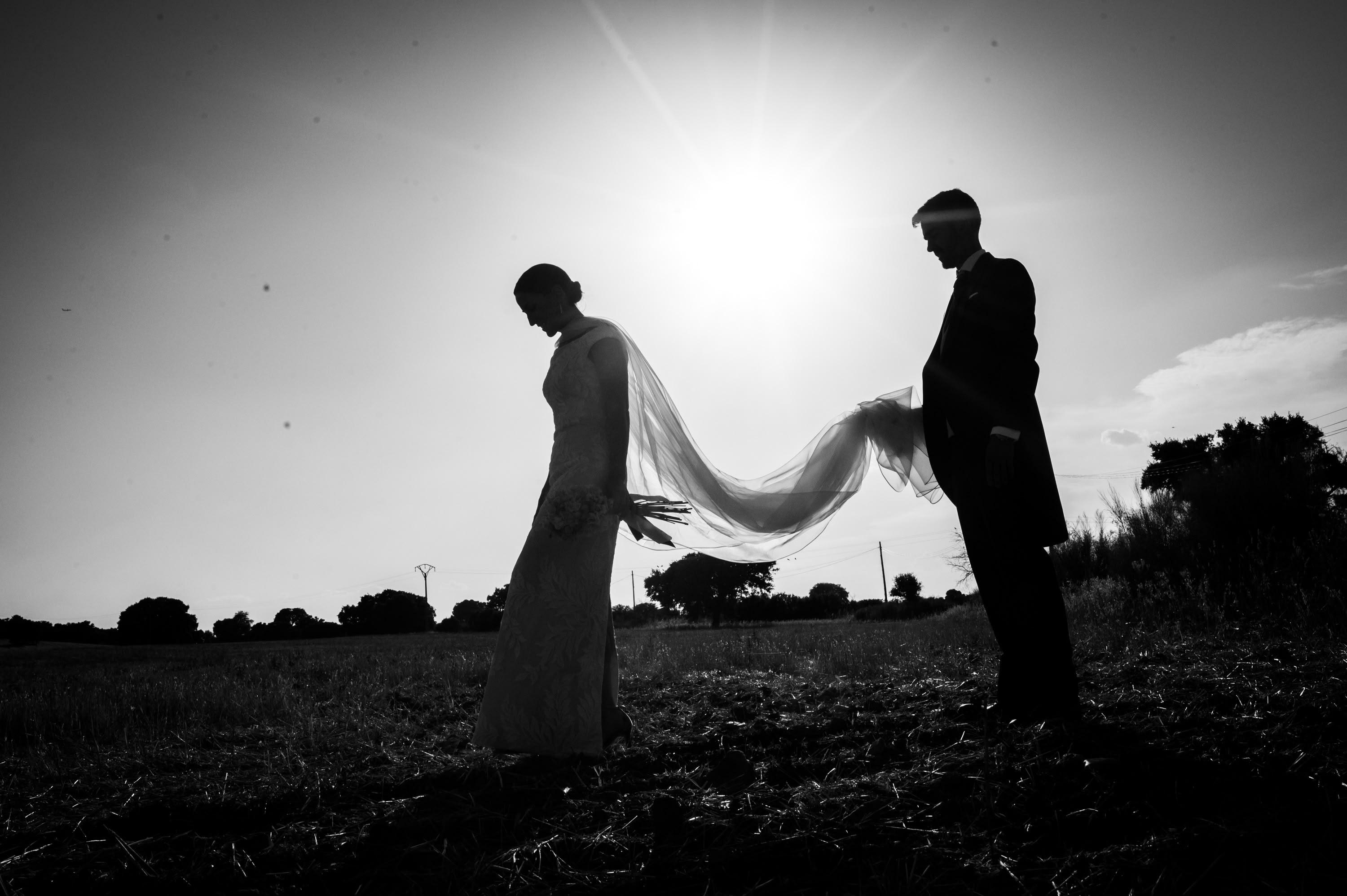 Pareja durante una celebración de FIDES